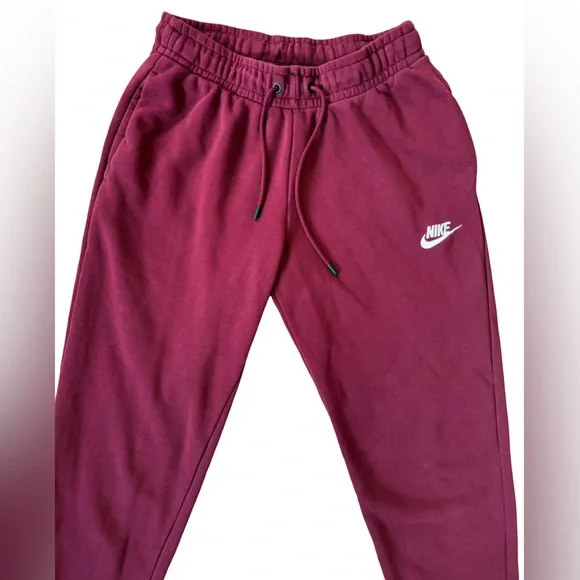 Nike - Women’s Maroon Jogger Sweatpant Size XS - Picture 8 of 16
